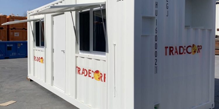 Fungsi Direksi Keet Kontainer yang Perlu Diketahui 9 20-Office-Container-white-ticket