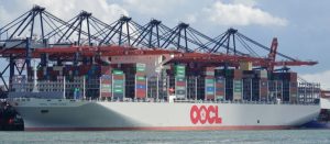 kapal kontainer OOCL Hong Kong