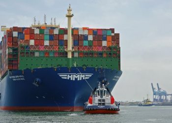 kapal kontainer raksasa