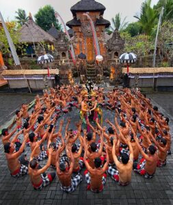 tari kecak bali, sejarah tari kecak, bali, tari kecak , tari kecak ubud, ubud bali, wisata ubud