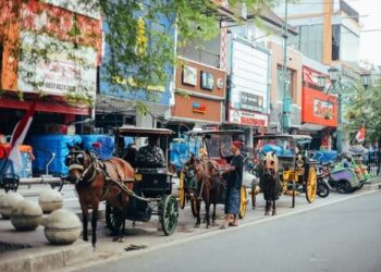 tempat usaha strategis