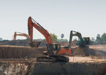 4 Keuntungan Alat Berat Bego Serta Komponennya 