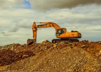 Jenis Alat Berat: Cek Fungsi dan Fasilitas Pengangkutnya