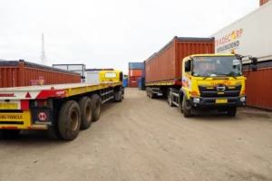 jenis truk container