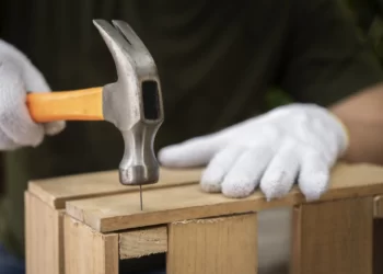 Cara Packing Kayu untuk Pengiriman Kargo yang Aman