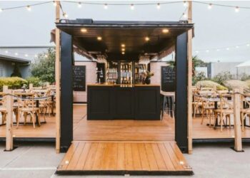 Rumah Makan Kontainer