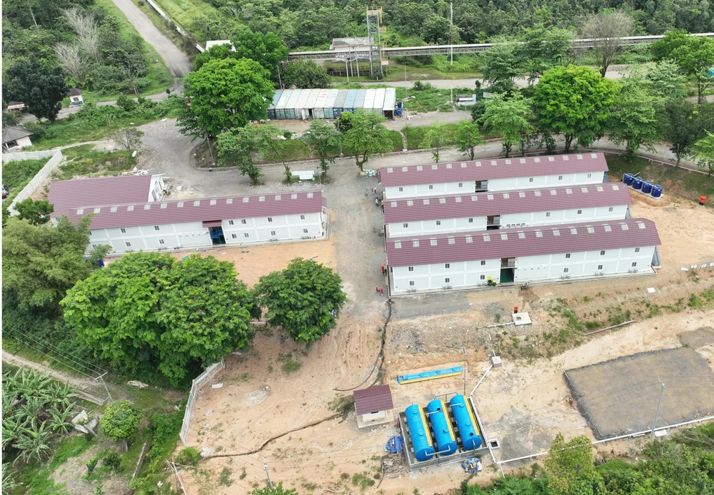 Mess Tempat Kerja dari Modular 2