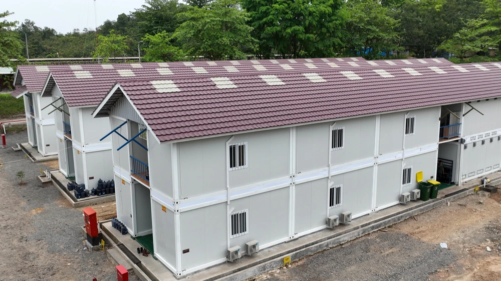 Mess Tempat Kerja dari Modular 4