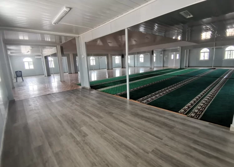 ModBox Indoor Masjid