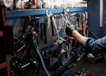 Bangunan Bengkel Alat Berat Cepat Dibangun dan Kokoh