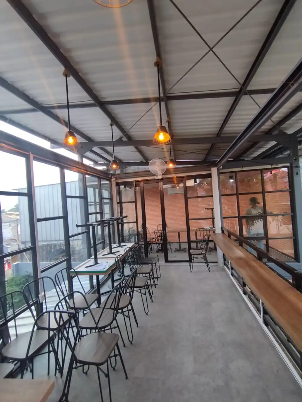 Bangun Cafe Konstruksi Modular 6