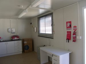 Fasilitas P3k di Tempat Kerja, first aid room container, first aid rooms, first aid container, klinik container, klinik kontainer, ugd container, igd container