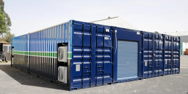 Custom Container Jadi Office, Mess, Toilet, Gudang, Bengkel 1 Bangun Toko Kontainer Modifikasi 4
