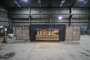 bar dari kontainer, cafe container, booth container, bar container, bar kontainer, cafe kontainer, kontainer cafe, booth pameran, booth container, booth portable