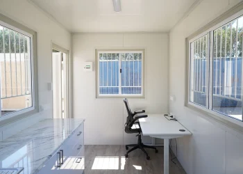 Kantor Startup dalam Kontainer, Solusi Praktis & Hemat!