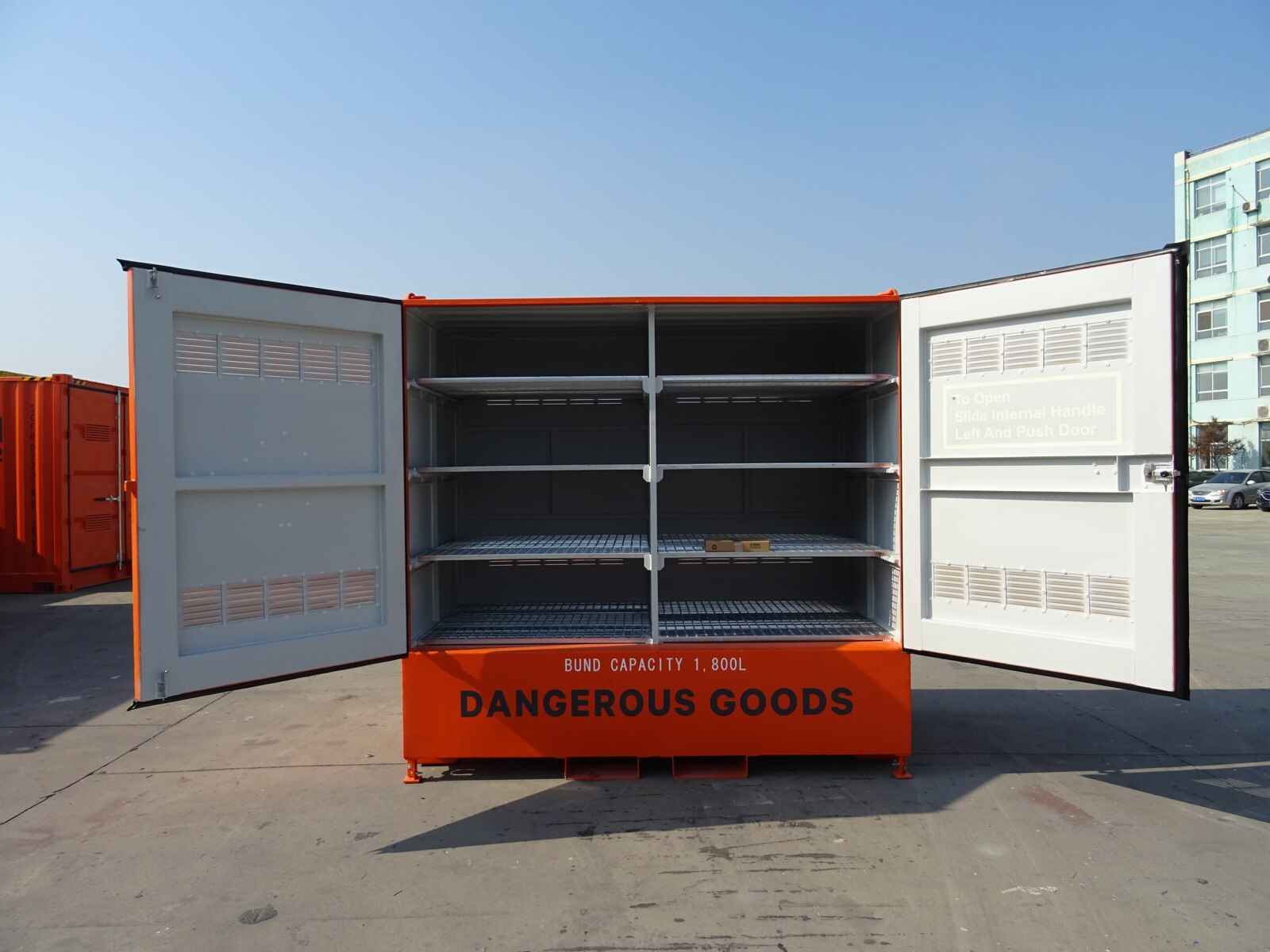 Lemari Penyimpanan Bahan Kimia Model Hazmat Cabinet 5