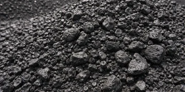 Kokas Minyak Bumi (Petroleum Coke)