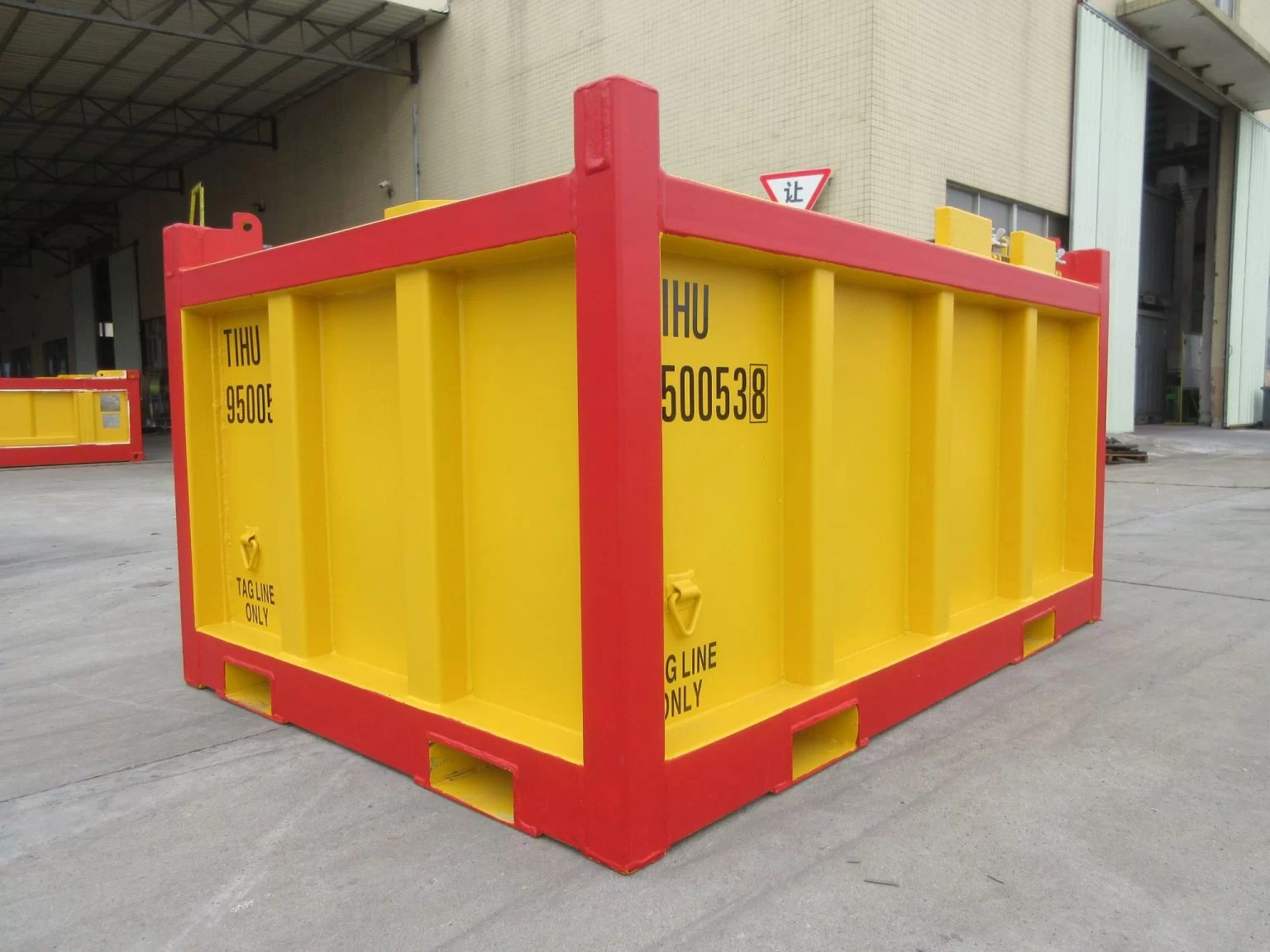 DNV Offshore Container Mud Skip with Dimensions of 7’10” x 5’7” x 4’2” 4 DNV Offshore Container Mud Skip Ukuran 7’10” x 5’7” x 4’2” Rear-right-45-degree